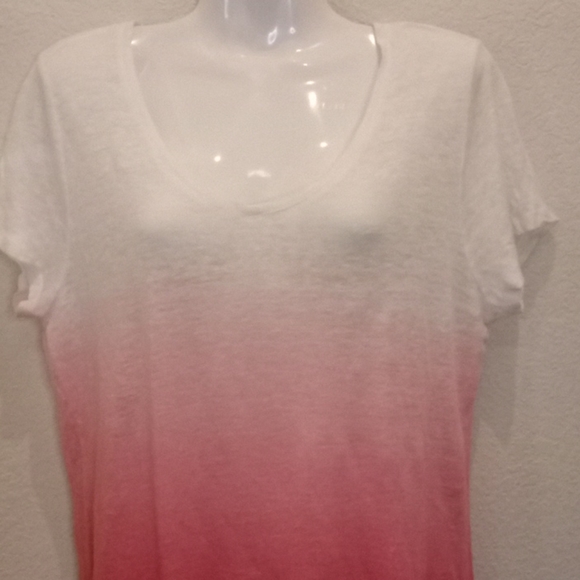 Two by Vince Camuto Linen Ombre Top - Picture 4 of 10